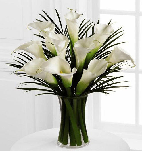 Always adored bouquet of calla lilies arranged in vase Large