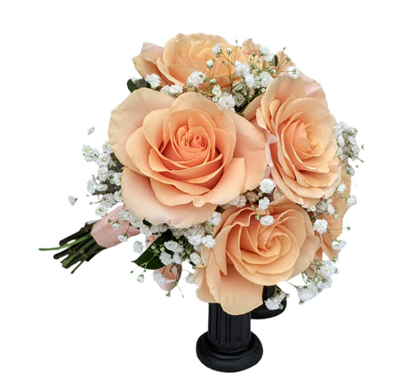 Graceful Rose Clutch Bouquet - Peach - 6 Roses