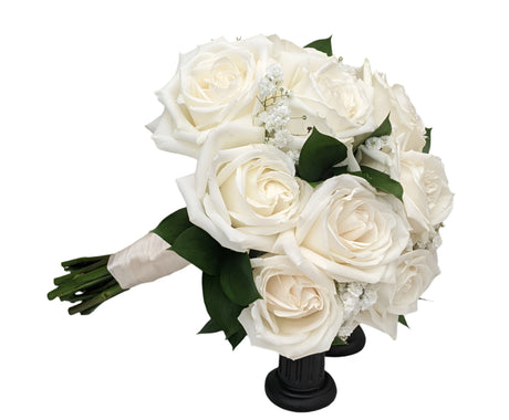 Graceful Rose Clutch Bouquet - White - 12 Roses