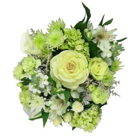 White Feel Special Bouquet Deluxe